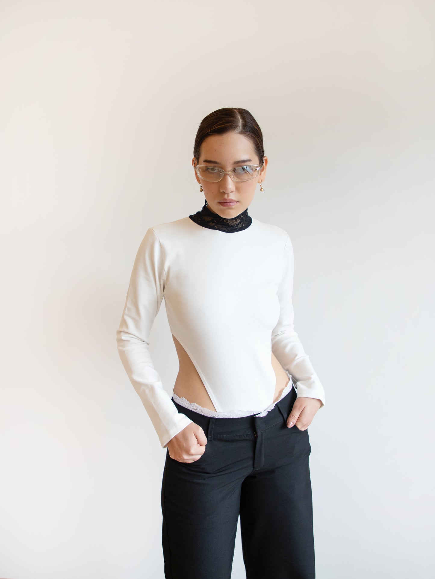 L Body White